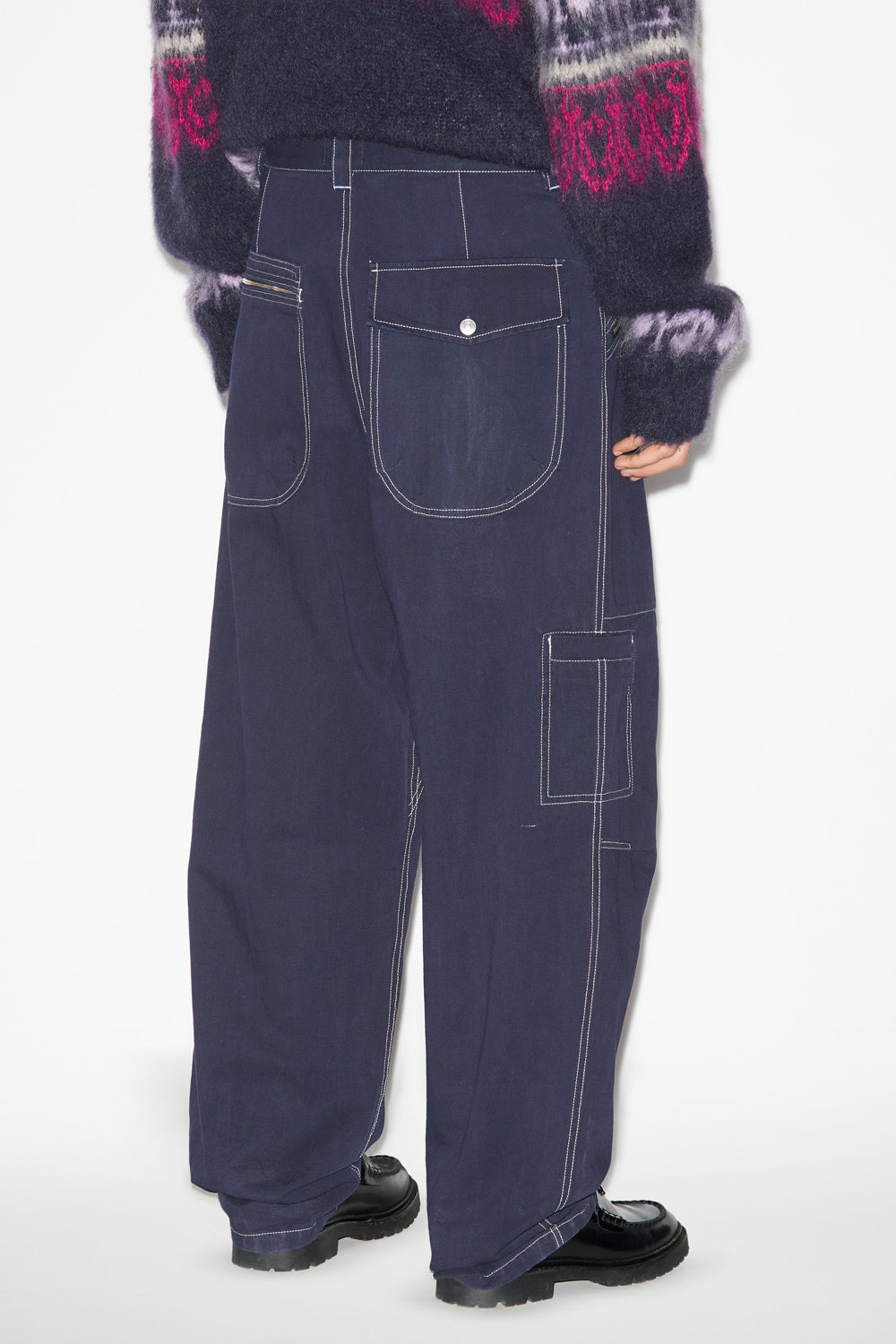 Karottenhose aus baumwolle mit kontrastierenden ziernähten farker - Midnight - Man - 5