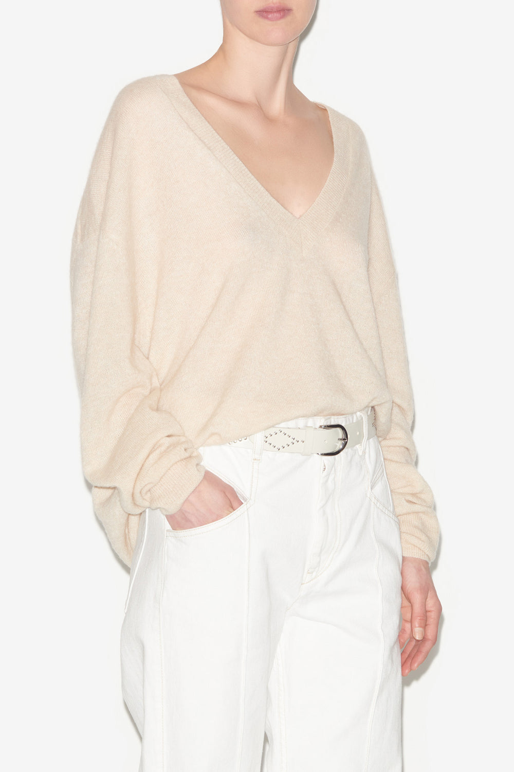 Larana v-neck sweater in plain-colored cashmere knit - Beige - Woman - 4