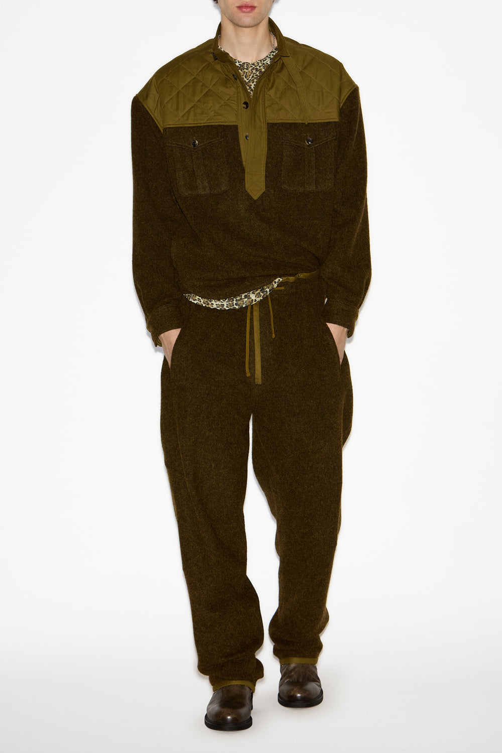 스티븐(Stiven) 스웨터