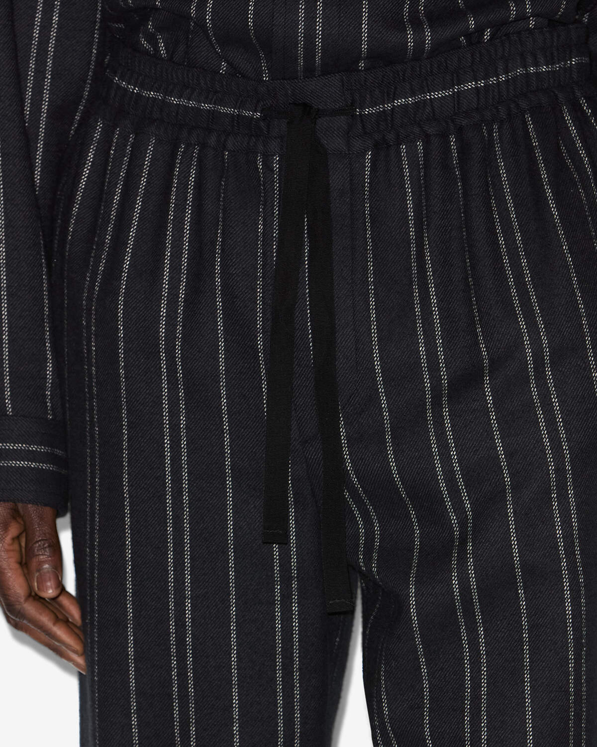 Pantalón isaki Man Negro 2