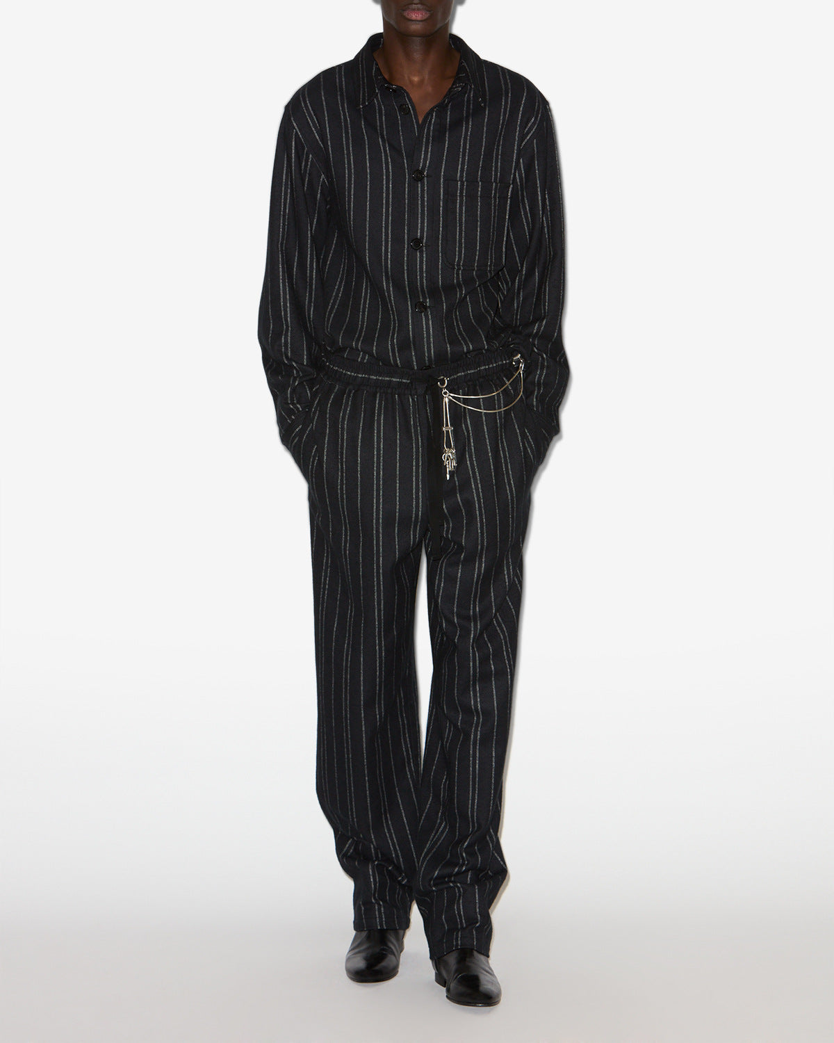 Pantalón isaki Man Negro 4