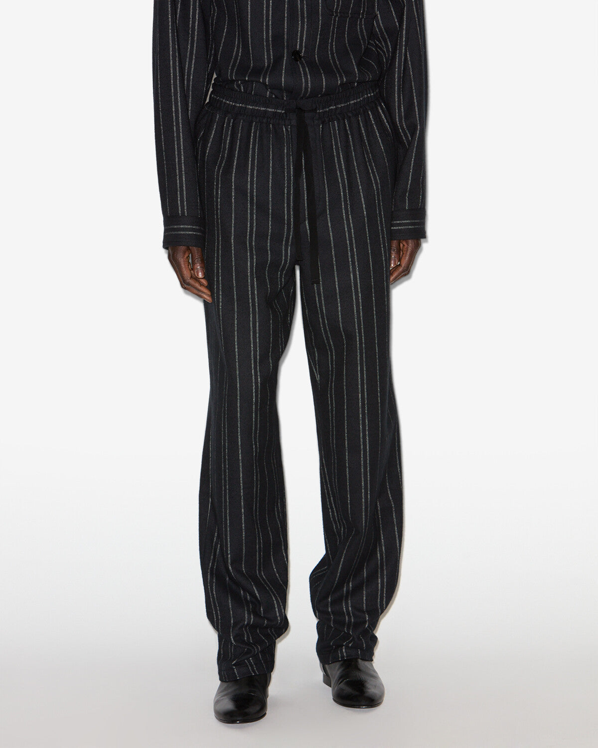 Pantalón isaki Man Negro 5