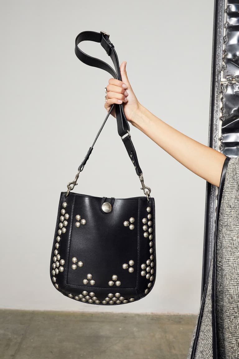 Oskan bag with studs