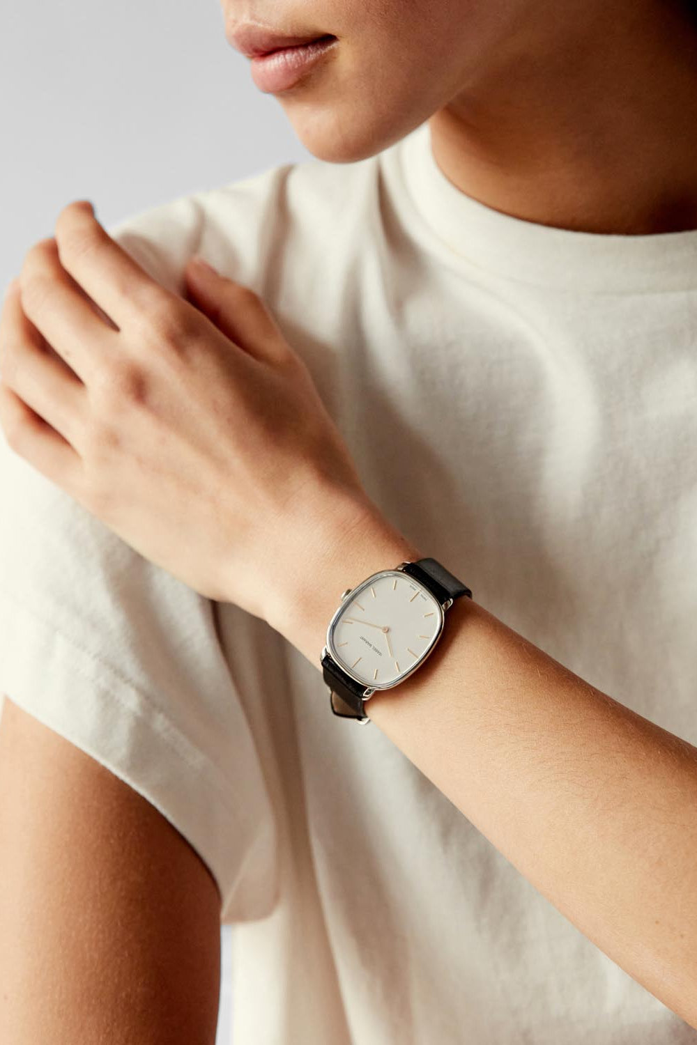 28.07 watch - Silver - Woman - 2