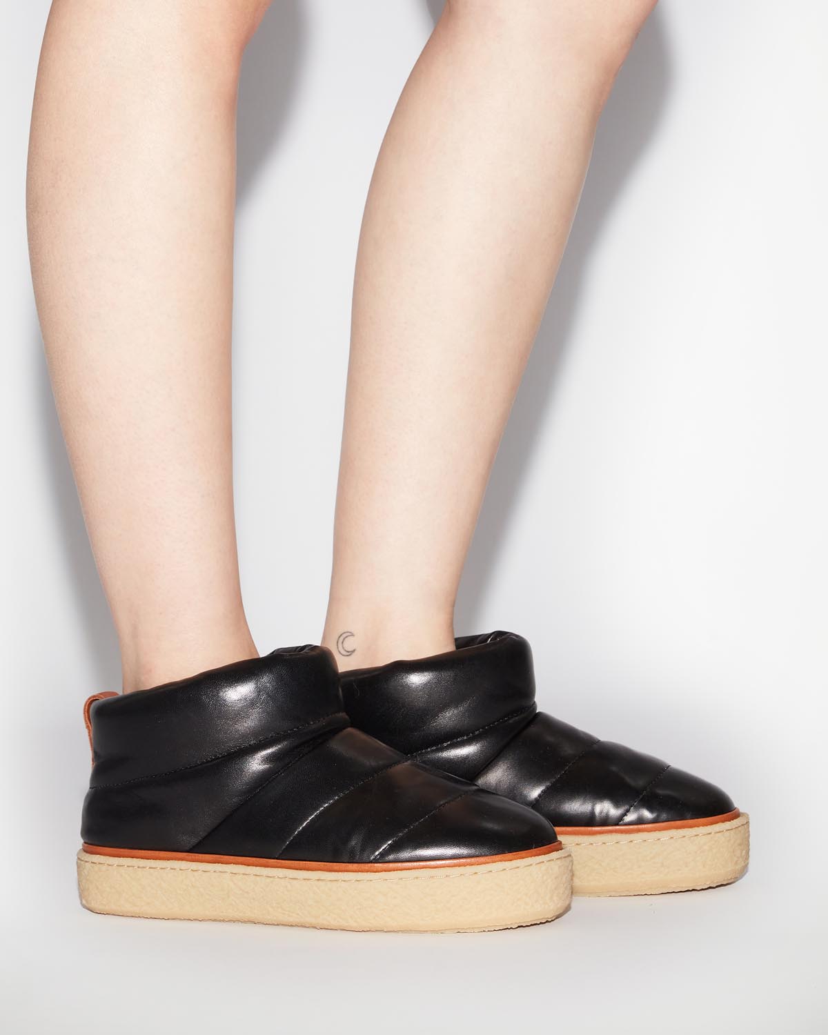 Eskee leather quilted snowboots - Black - Woman - 2