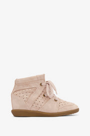 Sneakers con zeppa in pelle scamosciata traforata bobby - Pale pink - Woman
