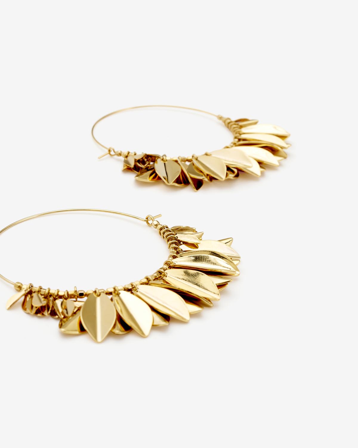 Metal shiny leaf earrings - 골든 - Woman - 2