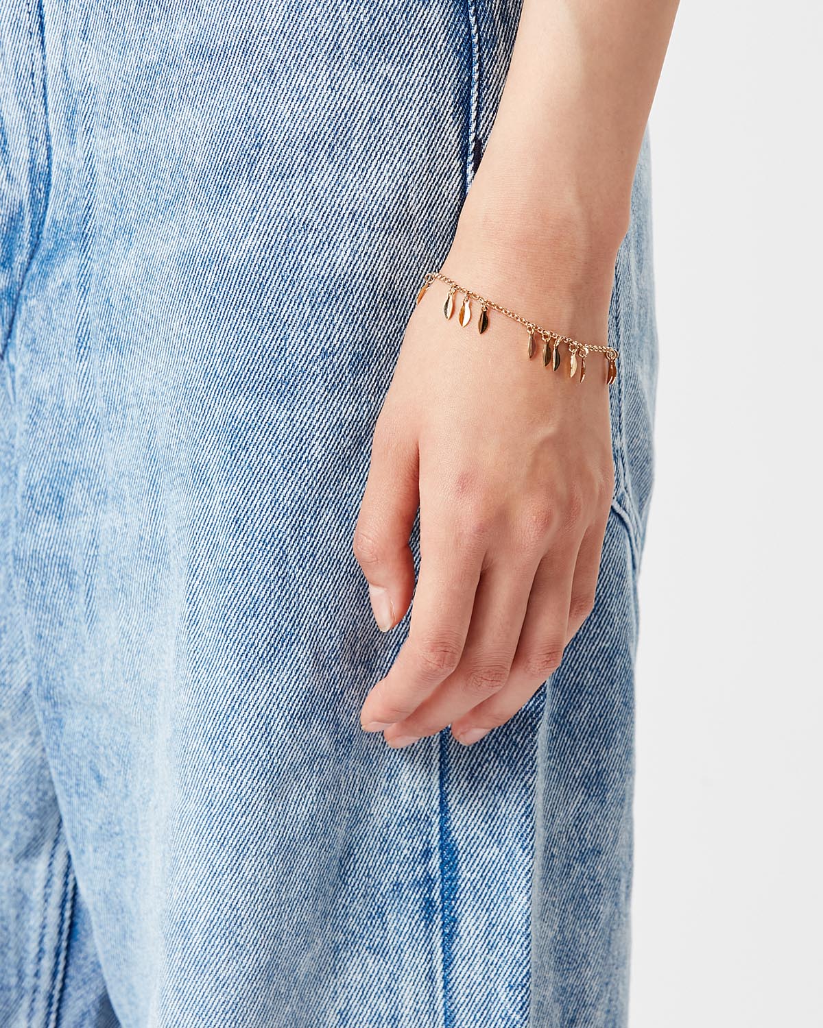 Metal shiny leaf bracelet con pendants - Gold - Woman - 3