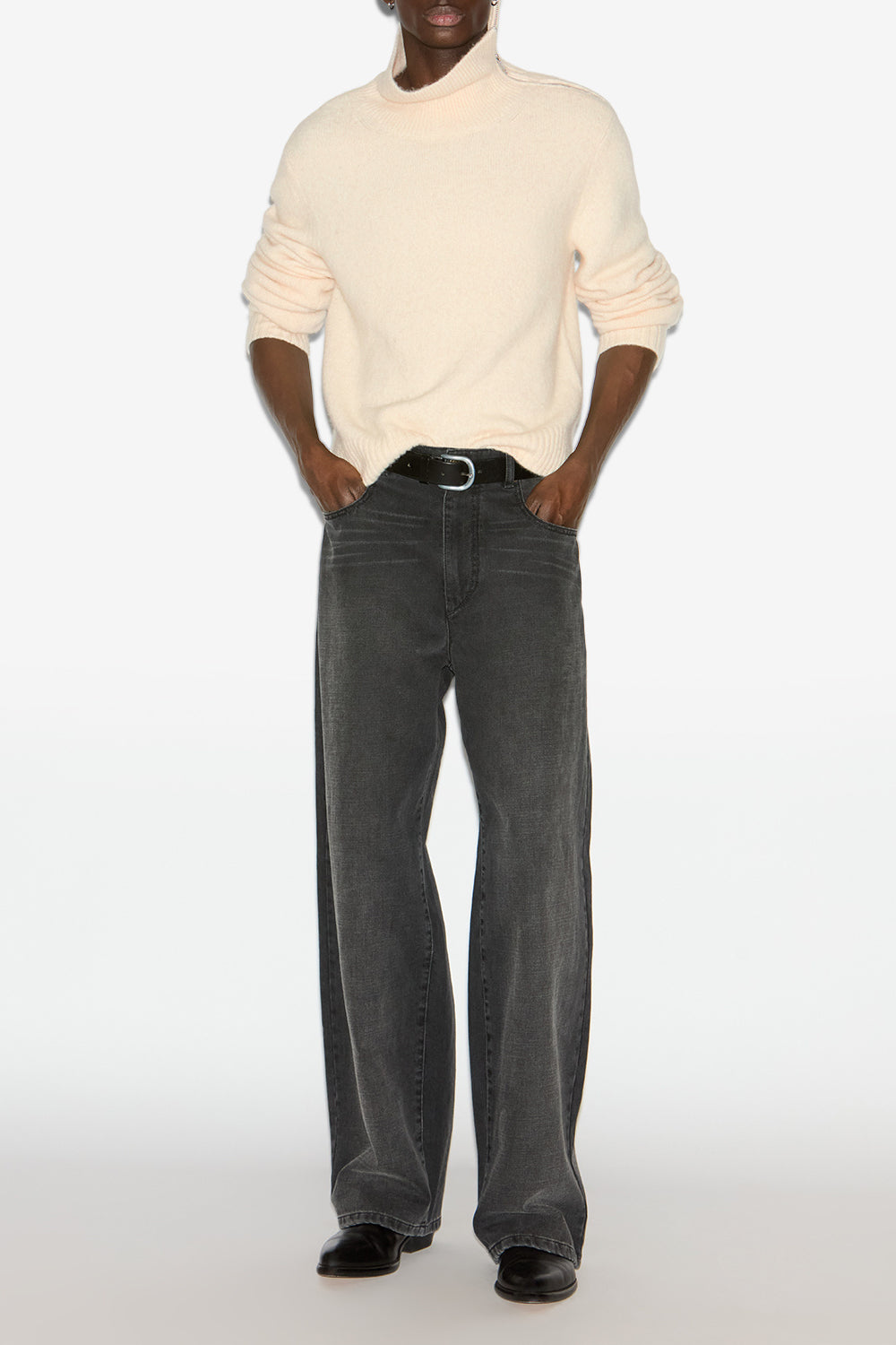 Aliocha stand-up collar plain-colored alpaca knit sweater - Ecru - Man - 2