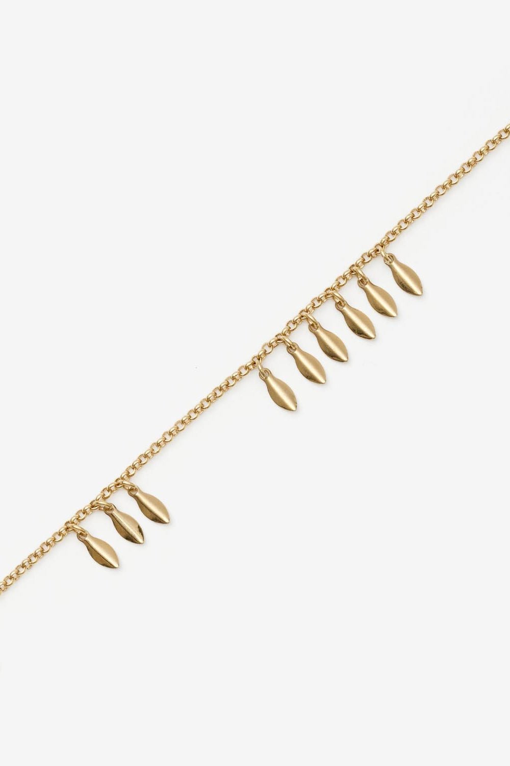 Metal shiny leaf choker - Gold - Woman - 2