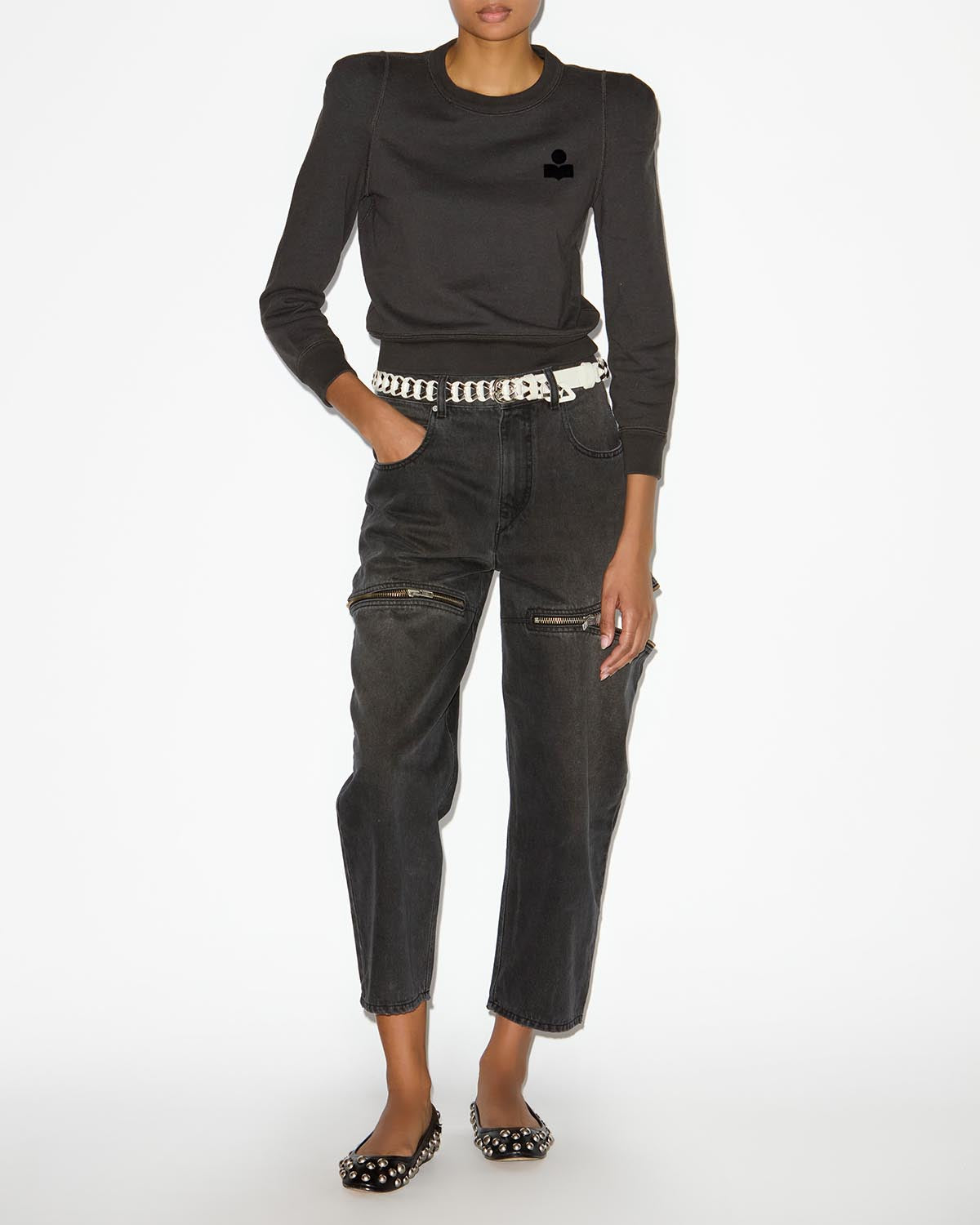 프리사 구조적인 어깨 디자인이 있는 면 소재의 스웨트셔츠 - 검정으로 씻어낸 - Woman - 1