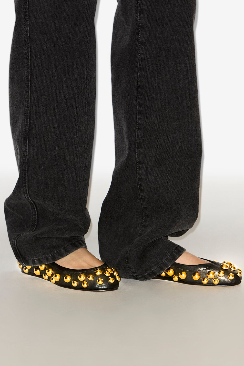 Bailarinas de cuero suave con tachuelas belna - Black and gold - Woman - 5