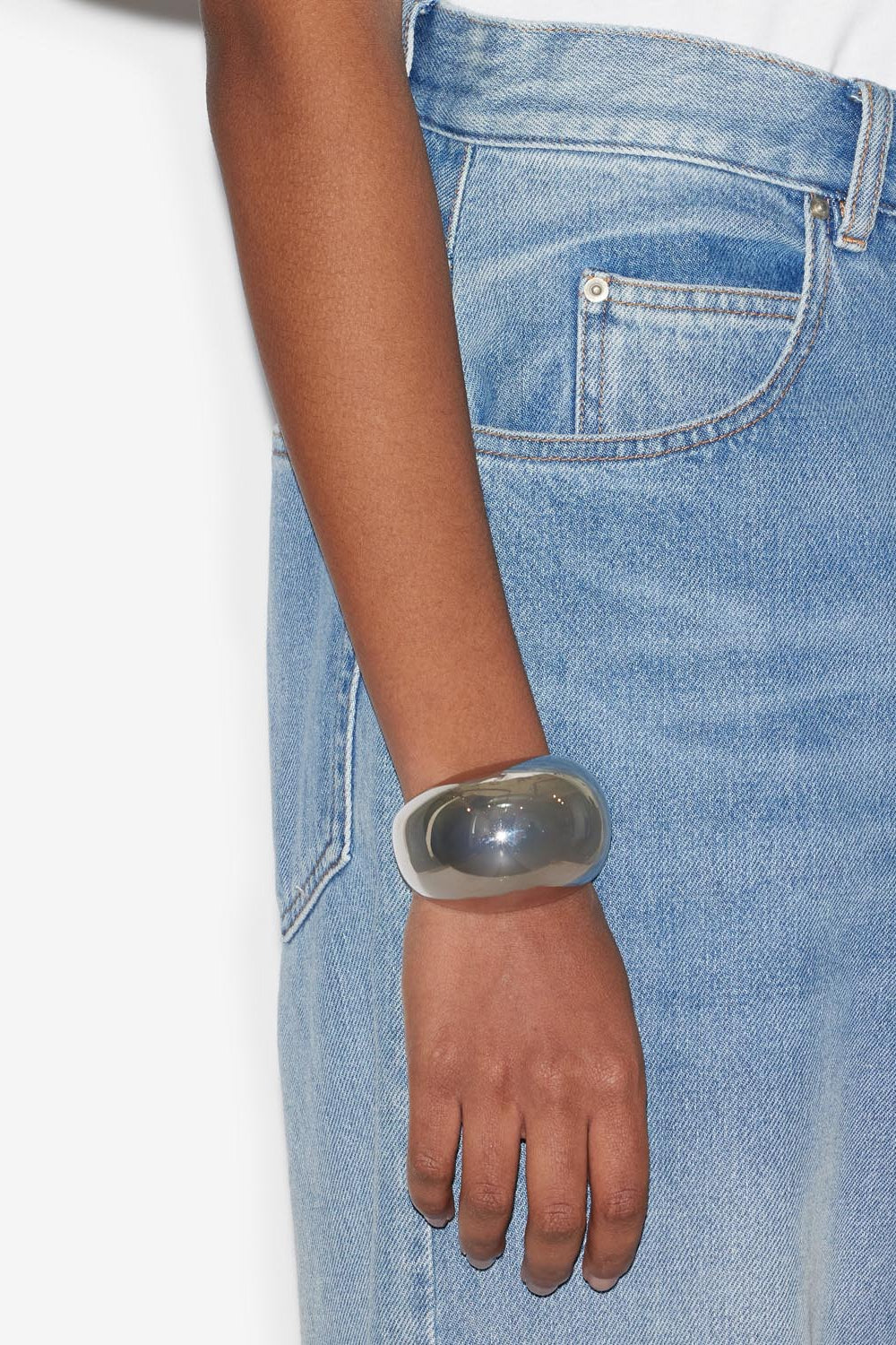 Awa convex cuff bracelet - Silver - Woman - 2
