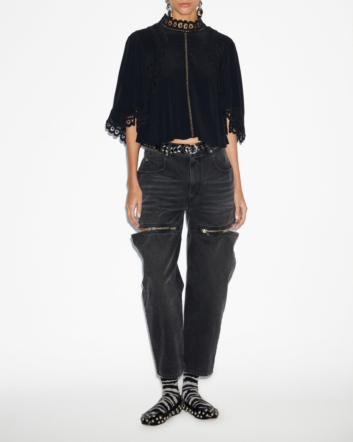 Enoha blouse in plain-colored crepe with english embroidery - Black - Woman - 1