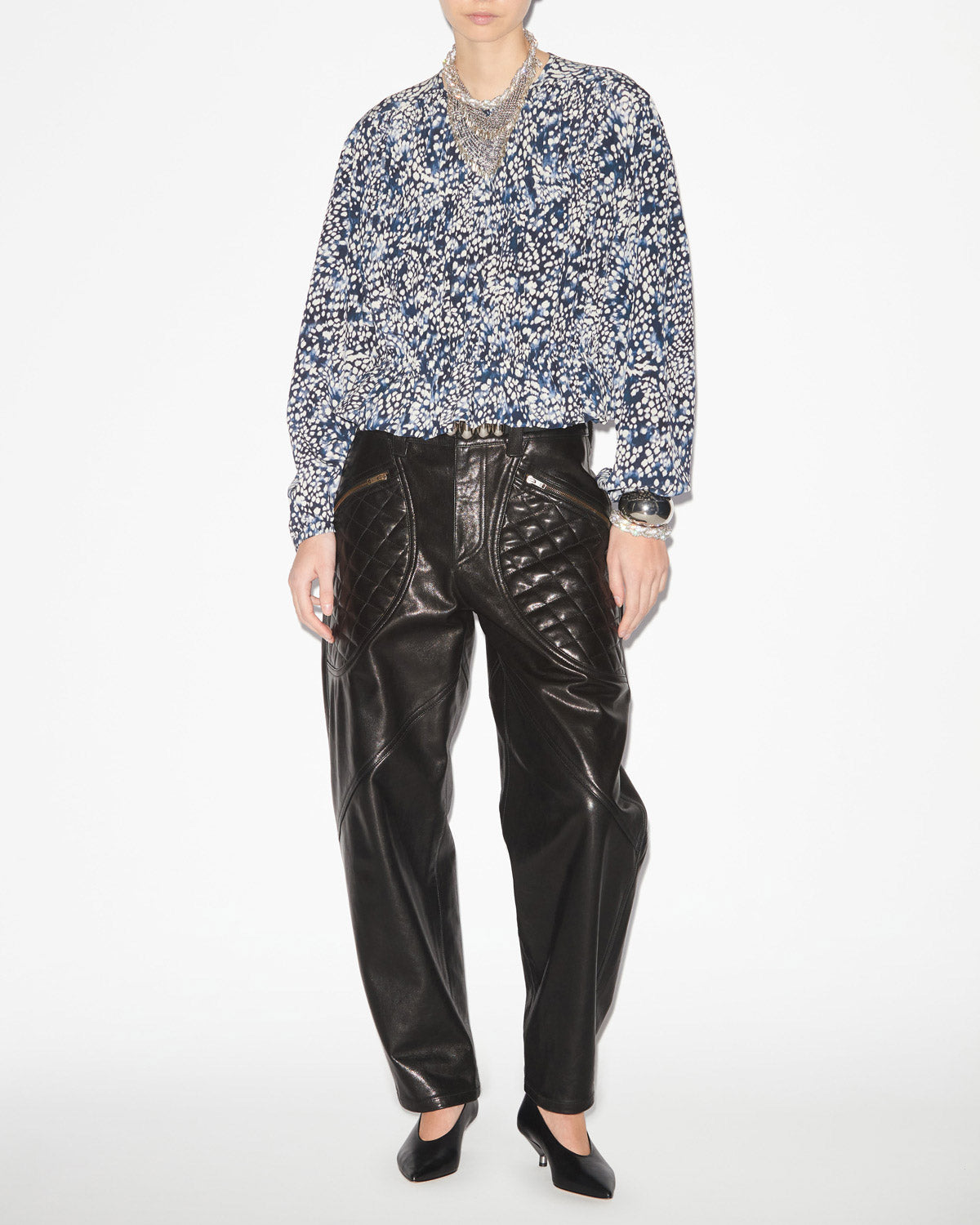 Gelina blouse in printed and gathered crêpe de chine - Midnight-white - Woman - 1