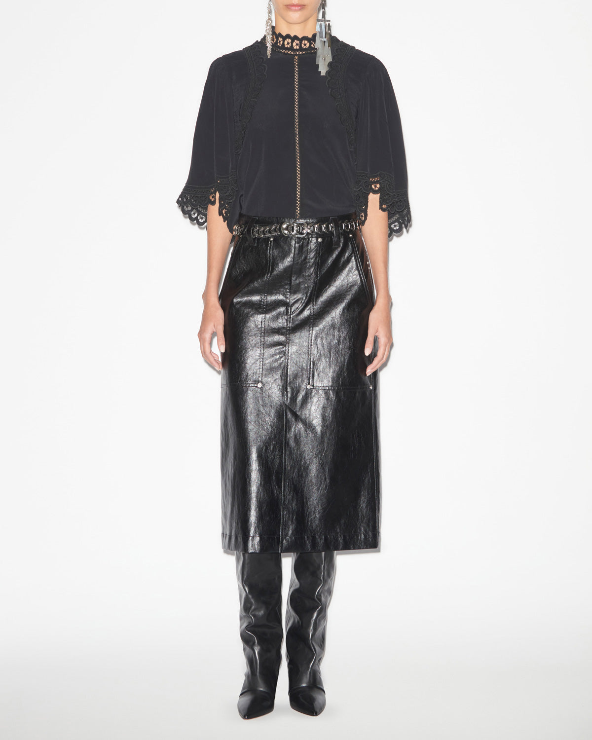 앙젤(angele) 가죽 질감 미디 스커트 - 검은색 - Woman - 1