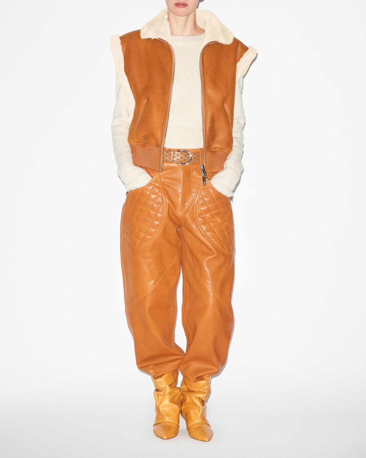 에드위나(edwina) 양가죽 리버시블 민소매 코트 - Cinnamon - Woman - 1