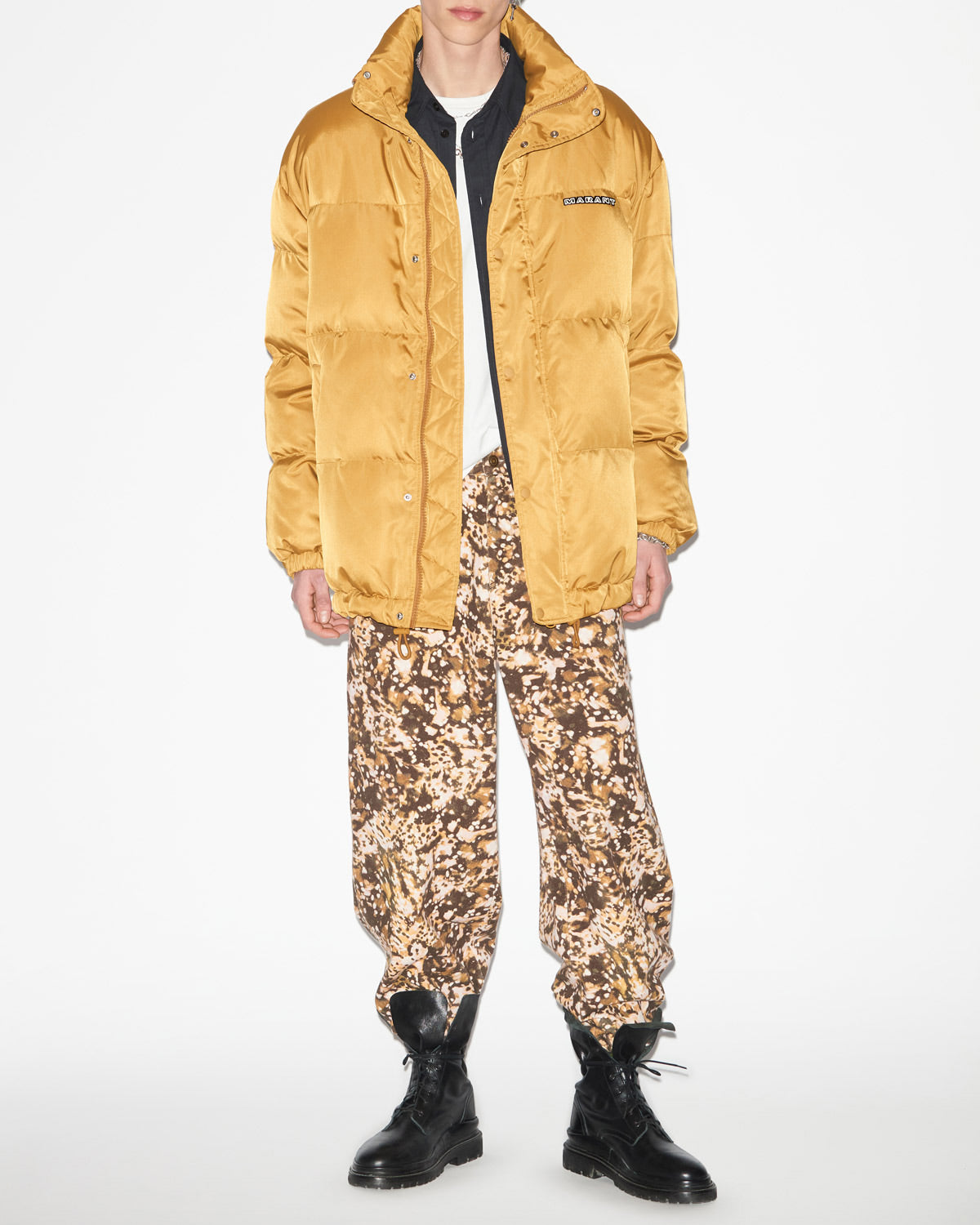 딜마(dilma) 플레인 패딩 반코트 - Ochre - Man - 1