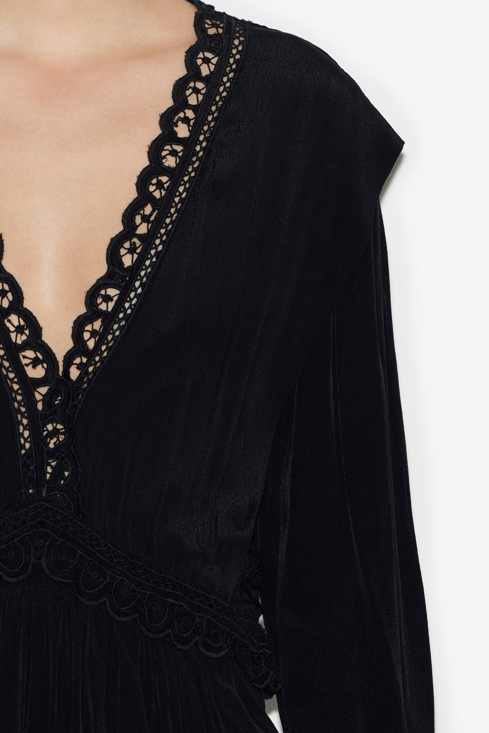 Abito felie corto in crêpe tinta unita con pizzo sangallo - Nero - Woman - 3