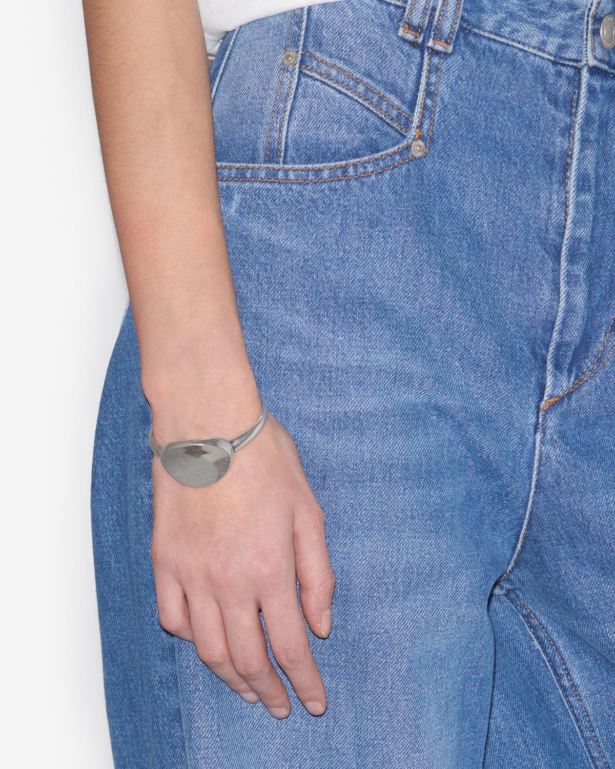 오리(ory) 실버 도금 황동 소재 커프 브레이슬릿 - 은 - Woman - 2