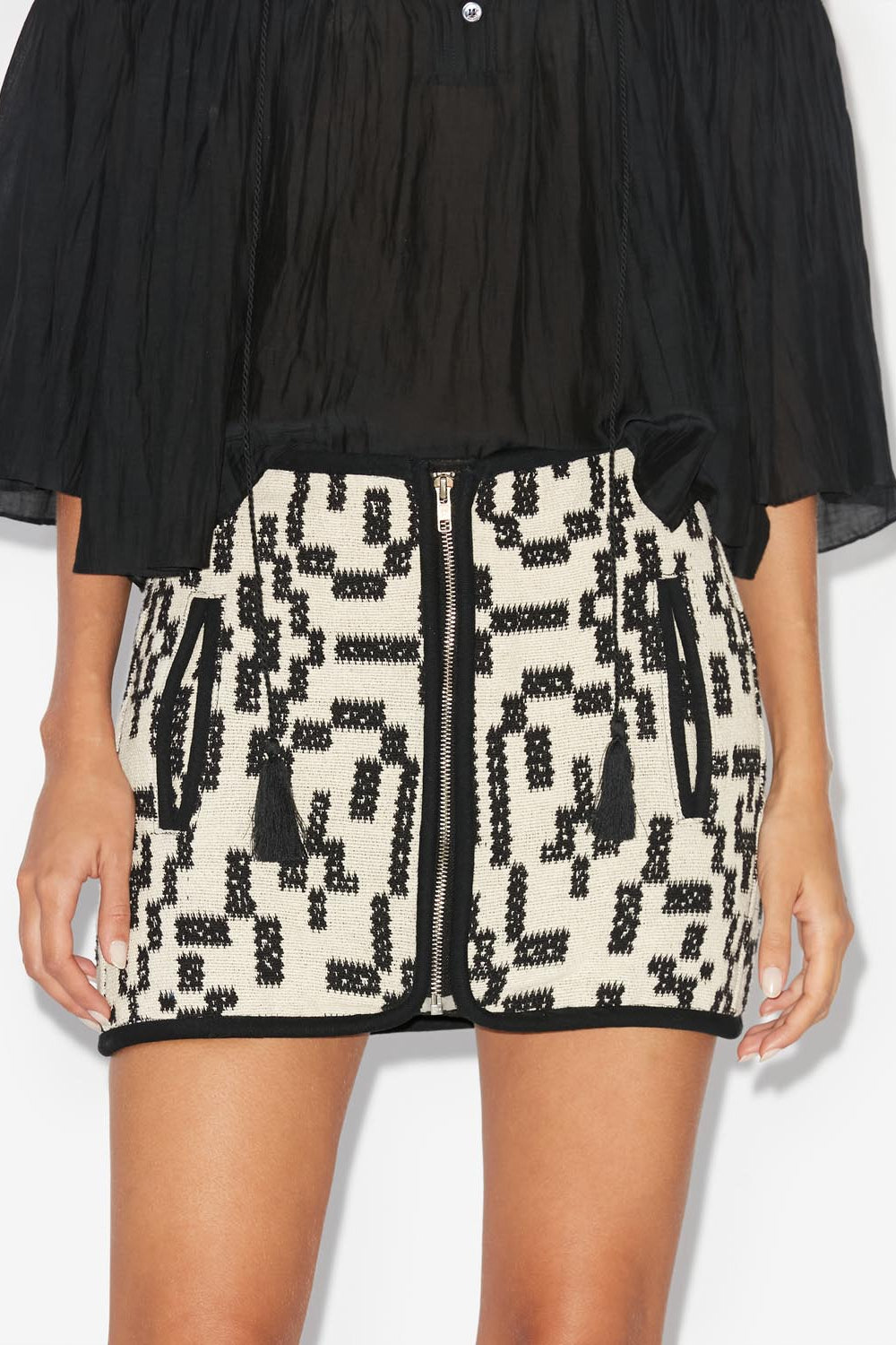 Arono short skirt in coton jacquard - Black - Woman - 4