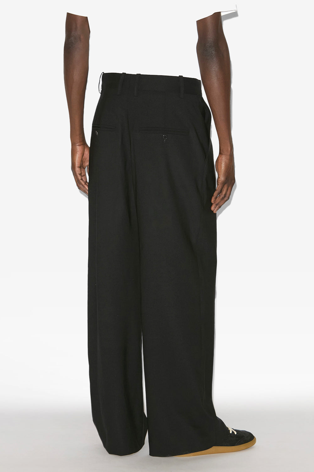 Namoro pleated loose fit virgin wool pants - Black - Man - 7