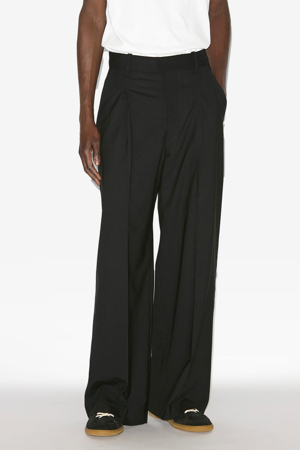 Namoro pleated loose fit virgin wool pants - Black - Man - 5