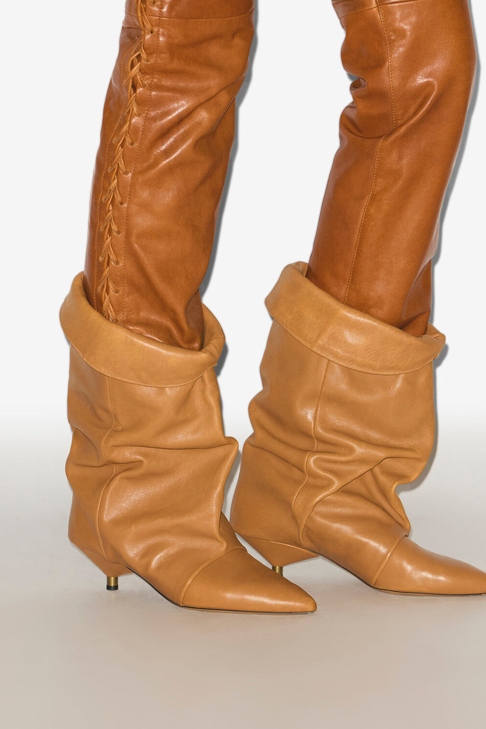 Botas drapeadas edrik de cuero suave - Fauve - Woman - 5