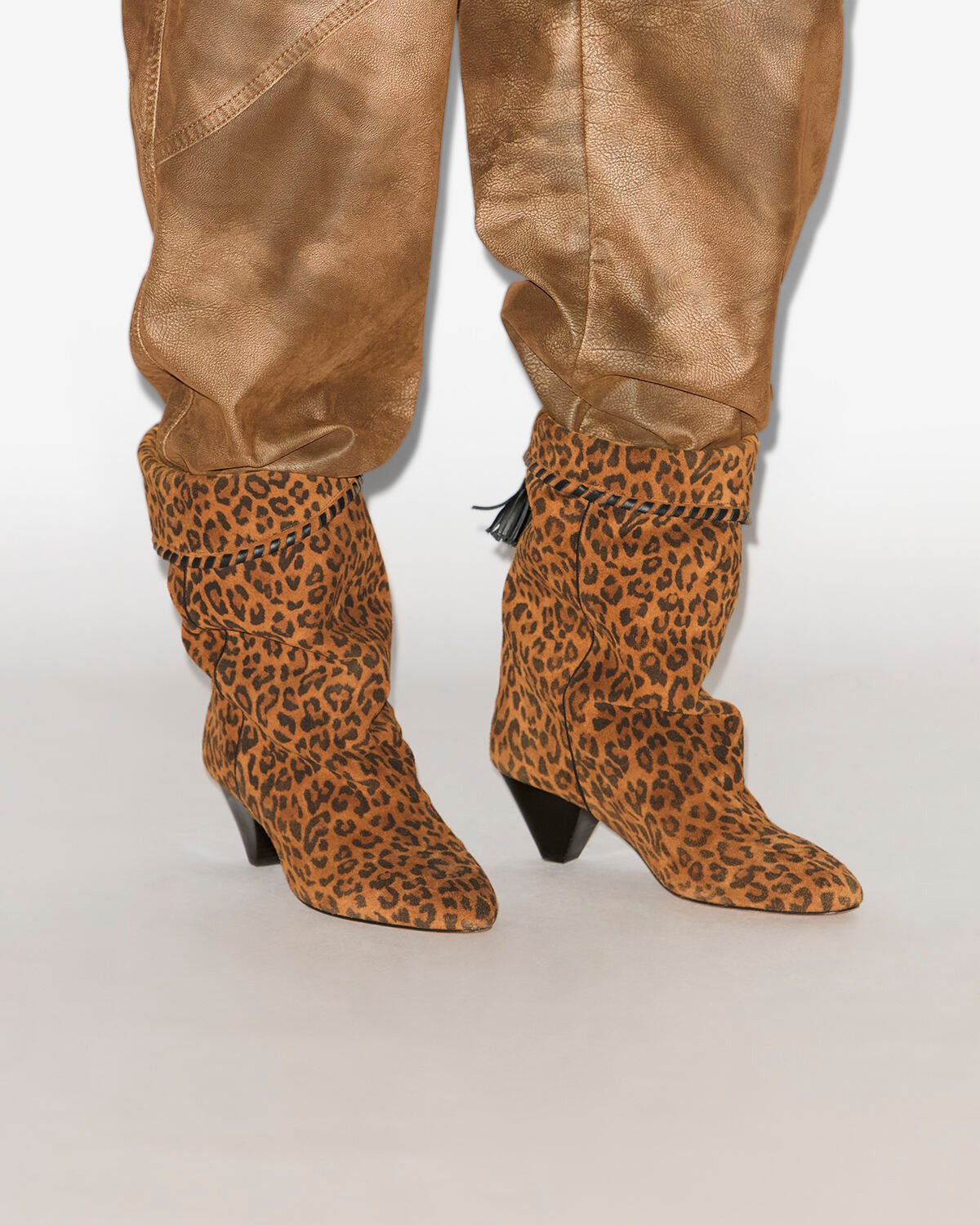ISABEL MARANT イザベルマラン ブーツ 濃紺 2305224D0015 ISABEL MARANT Official Online Store | Ready-to-wear, Shoes