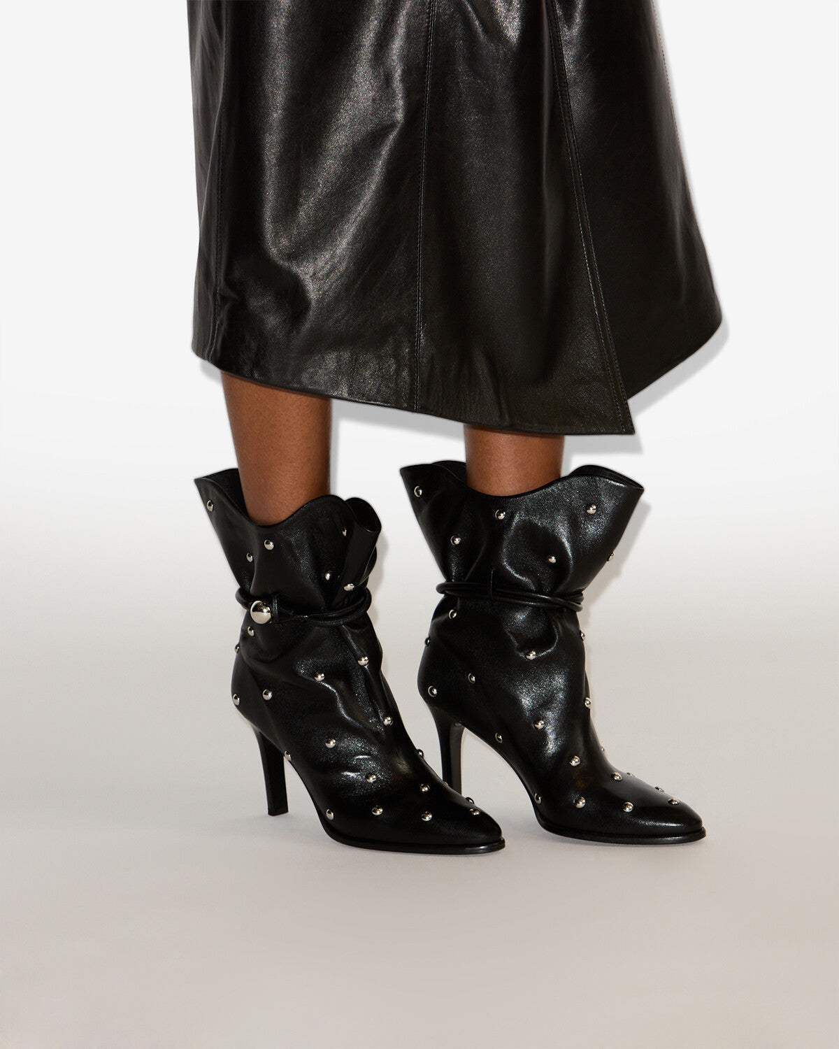 Botas lolya Woman Black and silver 2