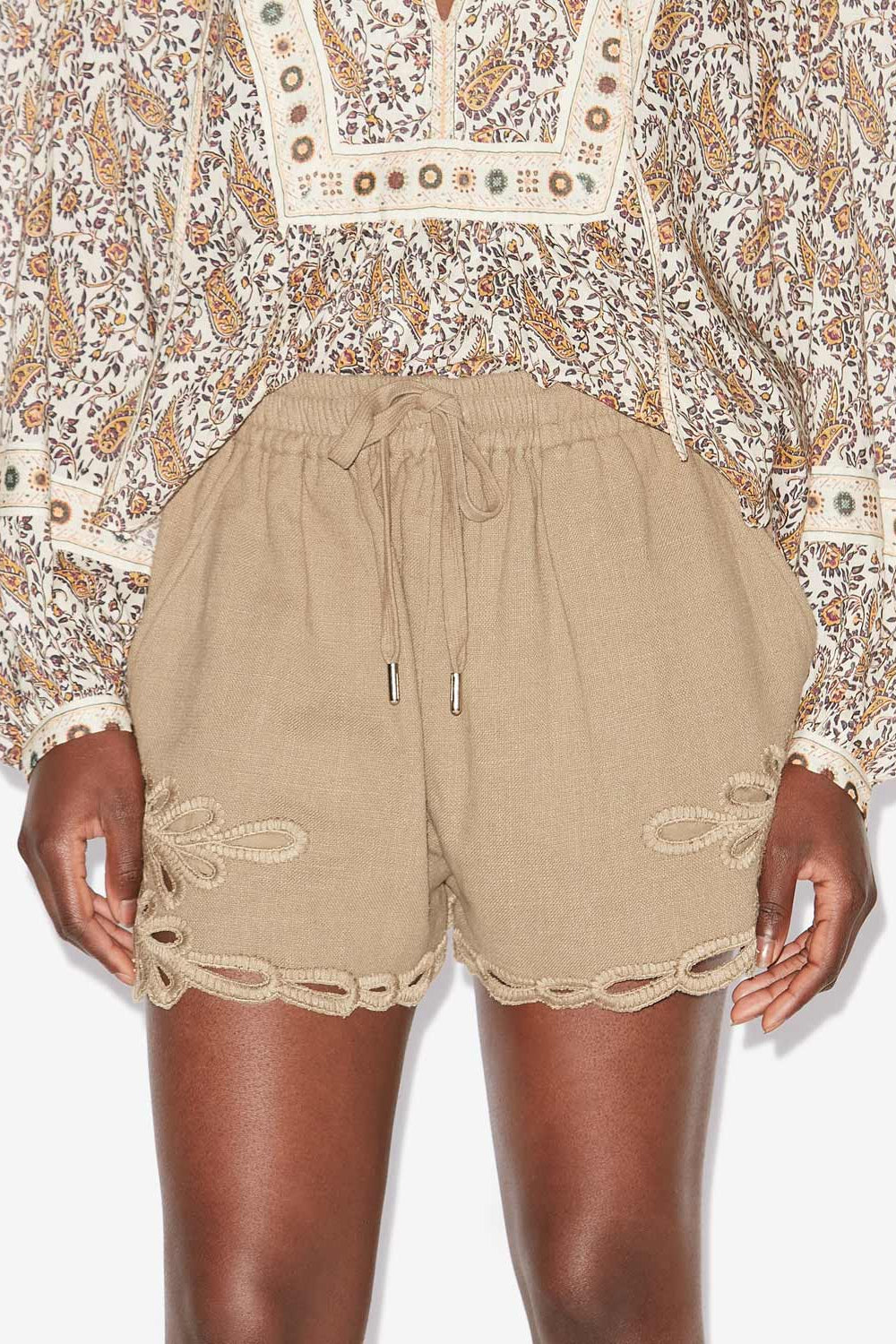 Short court safa à broderies ajourées - Clair kaki - Woman - 4