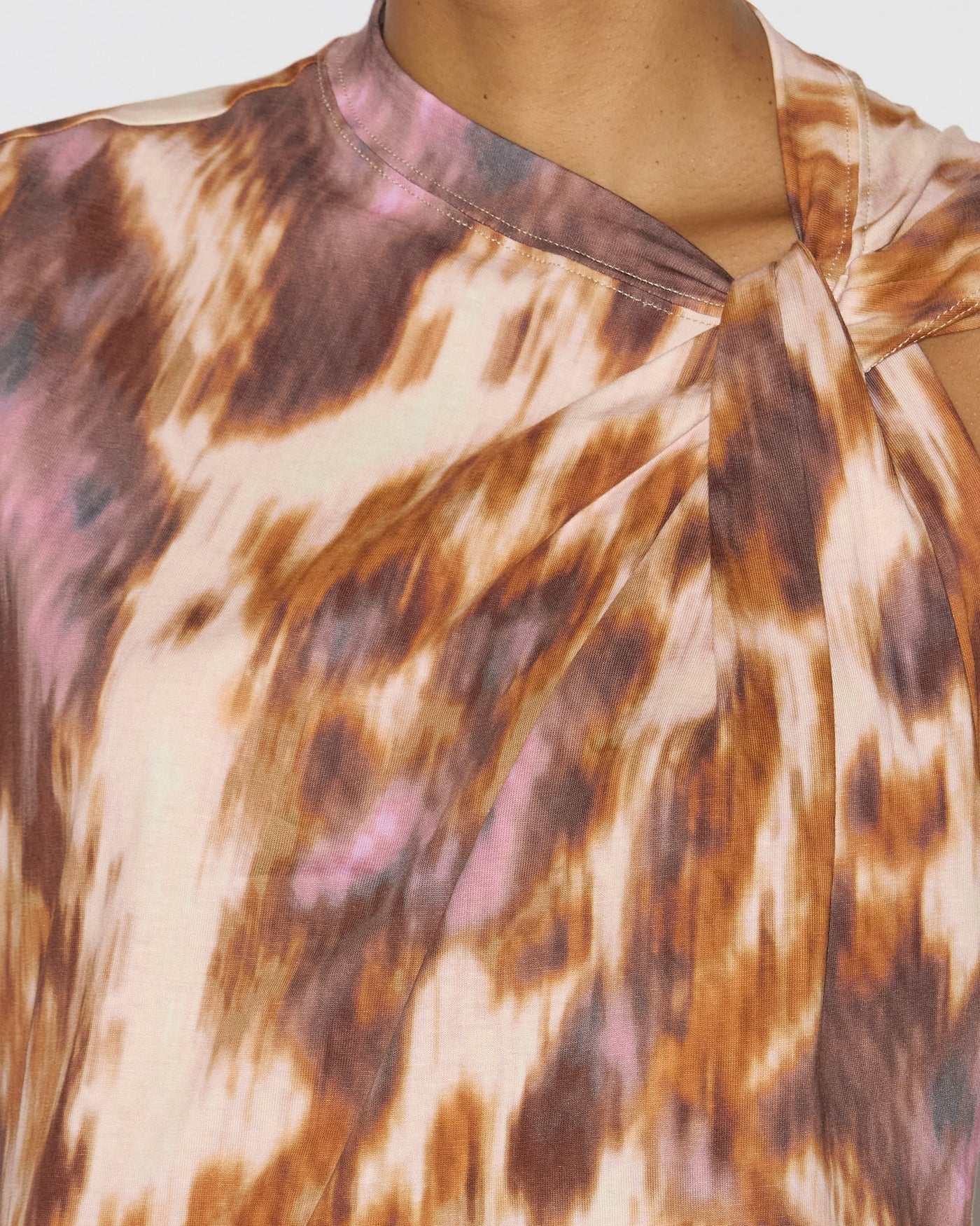 Asymmetrisches t-shirt nayda aus bedruckter baumwolle - Ecru-ochre - Woman - 2