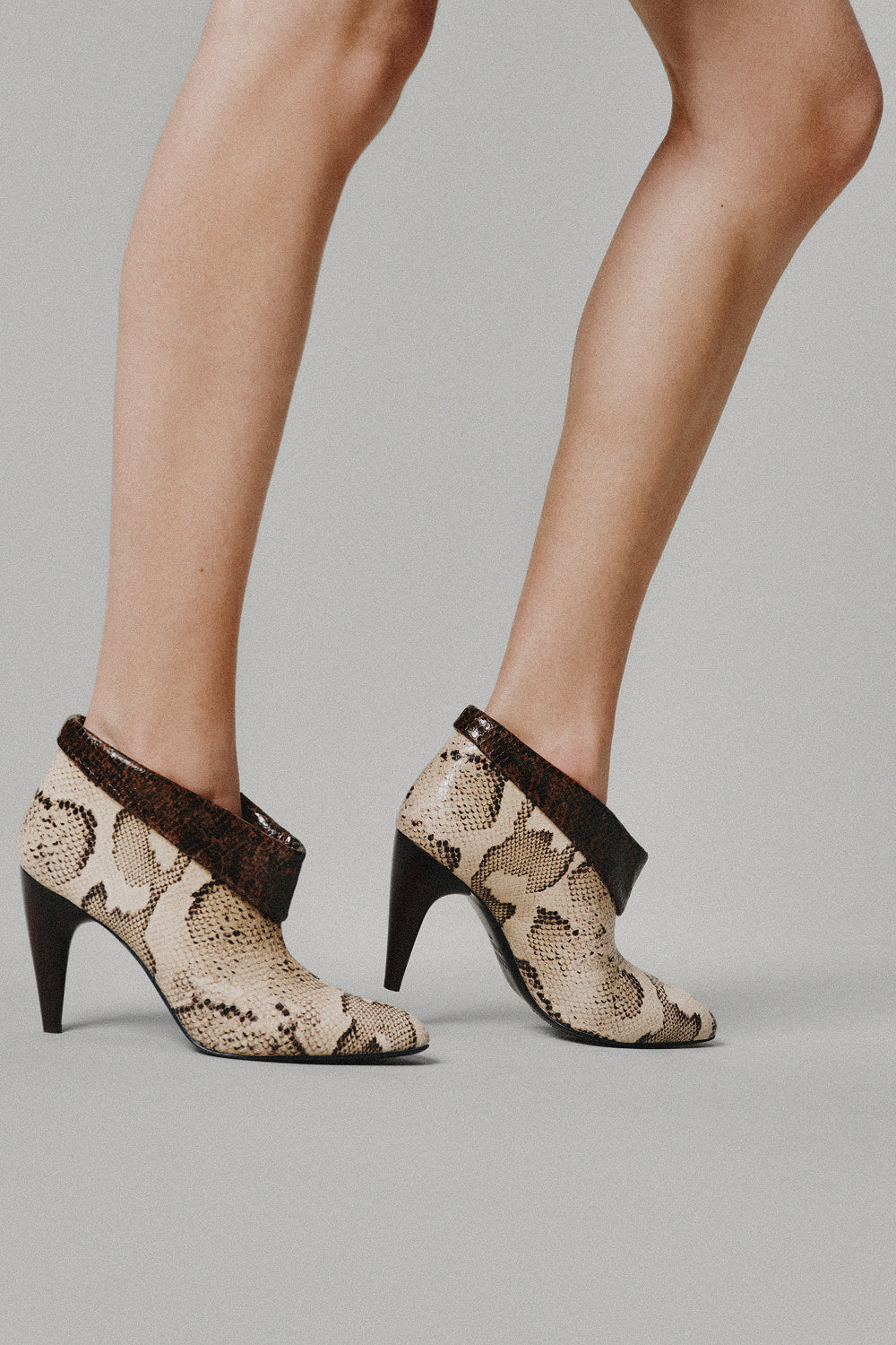 Women's Shoes & Footwear | ISABEL MARANT Official Online Store